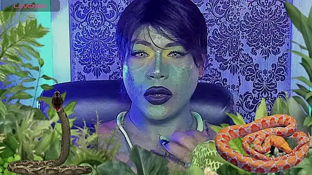 Snapshot of tsviolett chatting on October 1, 2025, 7:07 pm tsviolett online show from October 1, 2025, 7:07 pm