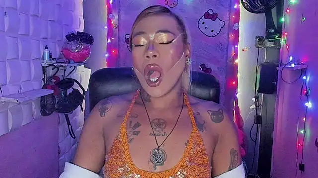 tsviolett online show from January 8, 2025, 4:54 pm