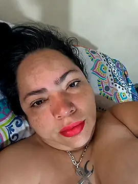 NIKOLE1301 online show from October 8, 2025, 2:40 pm