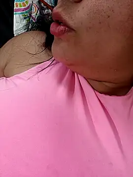 NIKOLE1301 online show from February 5, 2025, 8:14 pm
