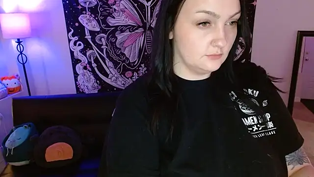 Snapshot of HazeyBvby chatting on September 9, 2025, 5:06 am HazeyBvby online show from September 9, 2025, 5:06 am