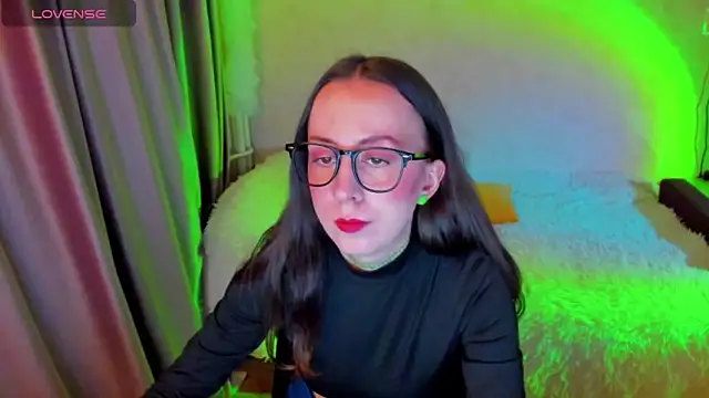 CurlySteph online show from February 11, 2026, 7:58 pm