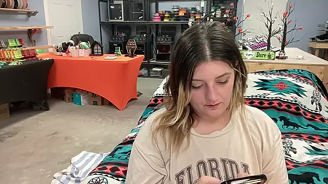 magicsparkles online show from October 9, 2025, 9:37 pm