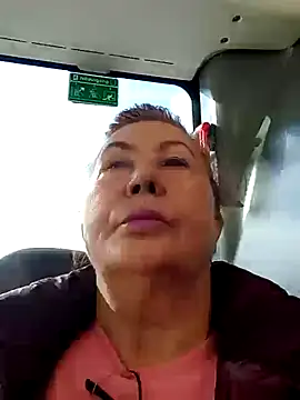 Snapshot of Hottie-Mom chatting on September 23, 2025, 9:38 am Hottie-Mom online show from September 23, 2025, 9:38 am