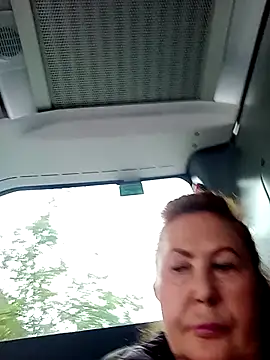 Snapshot of Hottie-Mom chatting on September 19, 2025, 10:30 am Hottie-Mom online show from September 19, 2025, 10:30 am