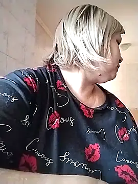 EvaCristal online show from September 11, 2025, 6:02 am