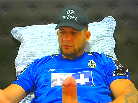 altenori112 online show from June 3, 2026, 2:33 pm