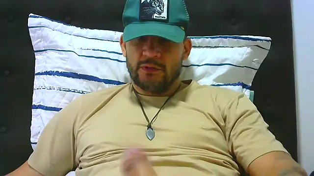 altenori112 online show from December 1, 2025, 6:14 am