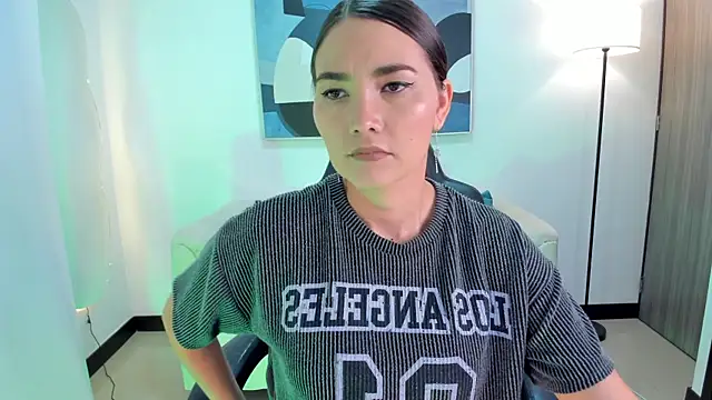 Snapshot of SaraParker_ chatting on November 10, 2025, 11:43 pm SaraParker online show from November 10, 2025, 11:43 pm