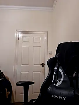 Karolina8787 online show from October 25, 2025, 4:11 am