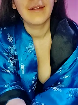 Snapshot of Amaya07 chatting on October 21, 2025, 12:43 am Amaya07 online show from October 21, 2025, 12:43 am