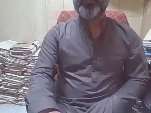 hairymaster95 online show from October 27, 2025, 3:29 am