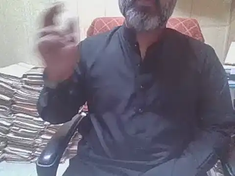 hairymaster95 online show from October 18, 2025, 5:53 am