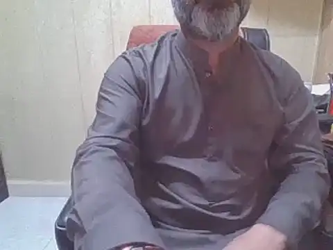 hairymaster95 online show from March 27, 2026, 3:59 am