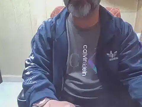 hairymaster95 online show from February 22, 2026, 7:44 am