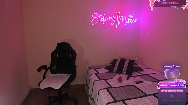 stefany miller77 online show from February 20, 2025, 4:58 pm