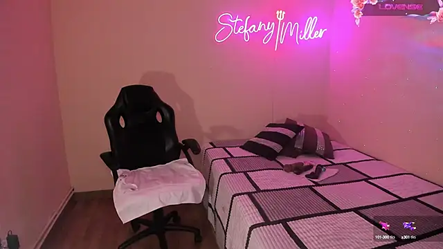 stefany miller77 online show from February 26, 2025, 4:05 pm