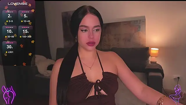 Snapshot of Megan_Nilson chatting on January 24, 2025, 8:43 pm Megan Nilson online show from January 24, 2025, 8:43 pm