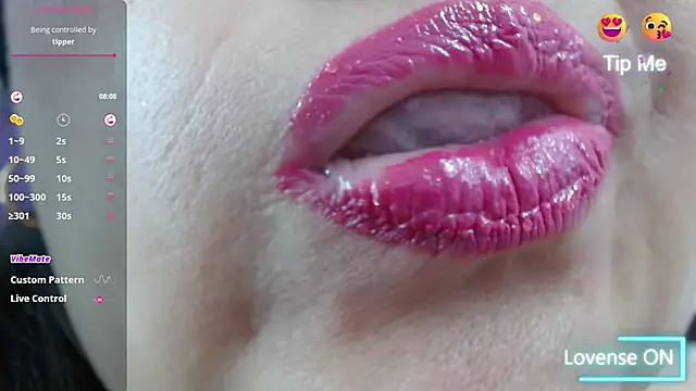 Snapshot of Kerly_Doll chatting on March 11, 2025, 5:46 pm Kerly Doll online show from March 11, 2025, 5:46 pm