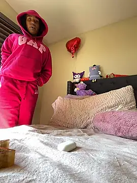 Cum2Charm online show from March 4, 2025, 6:39 pm