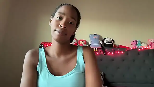 Snapshot of Cum2Charm chatting on October 3, 2025, 12:58 am Cum2Charm online show from October 3, 2025, 12:58 am