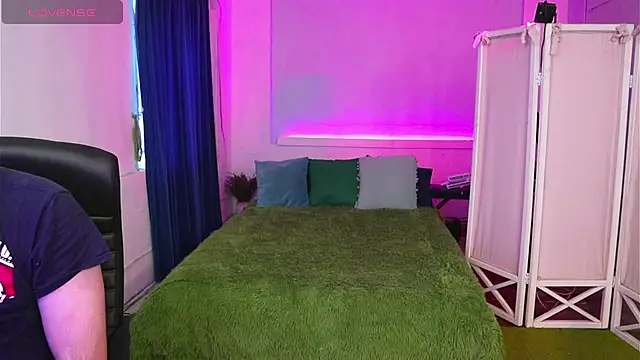 Snapshot of AlisaAleksandr chatting on October 5, 2025, 10:39 am AlisaAleksandr online show from October 5, 2025, 10:39 am