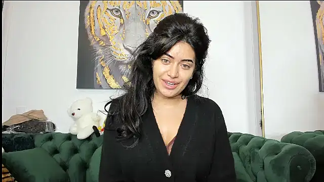 Snapshot of AnnaKarin chatting on February 25, 2025, 10:26 am AnnaKarin online show from February 25, 2025, 10:26 am