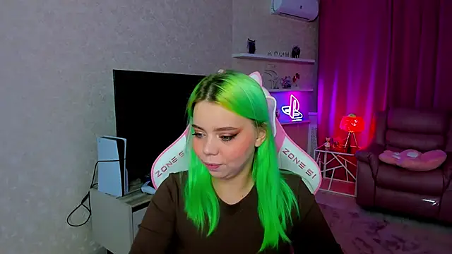 Snapshot of EnergyBunny_1 chatting on October 16, 2025, 7:22 pm EnergyBunny 1 online show from October 16, 2025, 7:22 pm