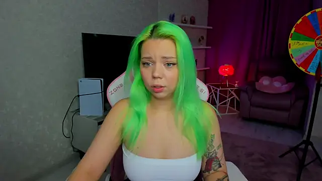 EnergyBunny 1 online show from February 9, 2026, 7:23 pm