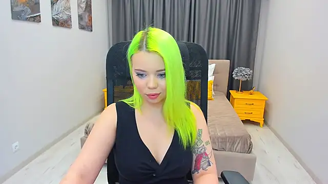 Snapshot of EnergyBunny_1 chatting on February 15, 2025, 11:47 pm EnergyBunny 1 online show from February 15, 2025, 11:47 pm