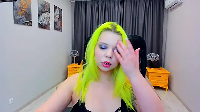 Snapshot of EnergyBunny_1 chatting on February 19, 2025, 8:41 pm EnergyBunny 1 online show from February 19, 2025, 8:41 pm