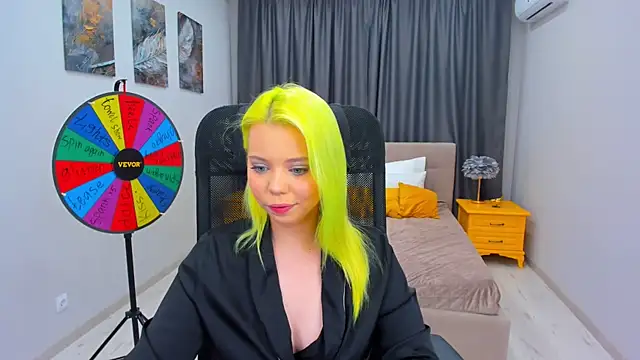 Snapshot of EnergyBunny_1 chatting on March 9, 2025, 11:46 pm EnergyBunny 1 online show from March 9, 2025, 11:46 pm