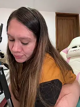 Snapshot of nurse_becky chatting on September 29, 2025, 5:40 pm nurse becky online show from September 29, 2025, 5:40 pm