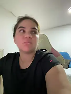 Snapshot of nurse_becky chatting on January 10, 2025, 12:38 am nurse becky online show from January 10, 2025, 12:38 am