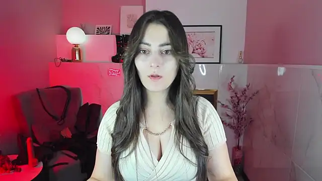 Snapshot of KylieMellow chatting on October 13, 2025, 5:20 am KylieMellow online show from October 13, 2025, 5:20 am