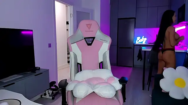 wow lovie online show from March 31, 2026, 7:10 am