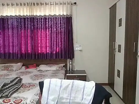 Snapshot of dhruv_love chatting on November 29, 2025, 4:12 am dhruv love online show from November 29, 2025, 4:12 am