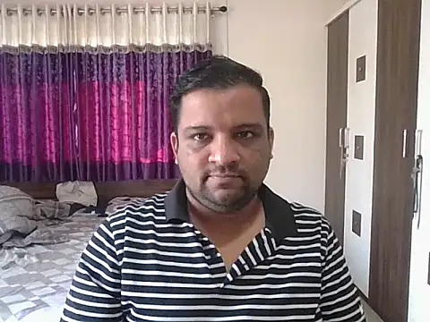 Snapshot of dhruv_love chatting on December 16, 2025, 3:55 am dhruv love online show from December 16, 2025, 3:55 am