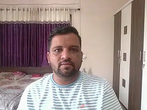 Snapshot of dhruv_love chatting on November 26, 2025, 9:31 am dhruv love online show from November 26, 2025, 9:31 am