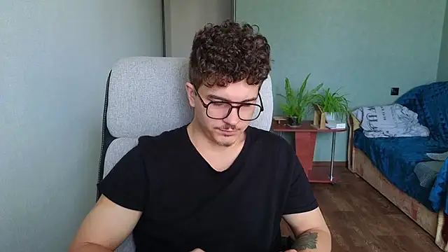 Remy Miles online show from October 28, 2025, 7:18 am