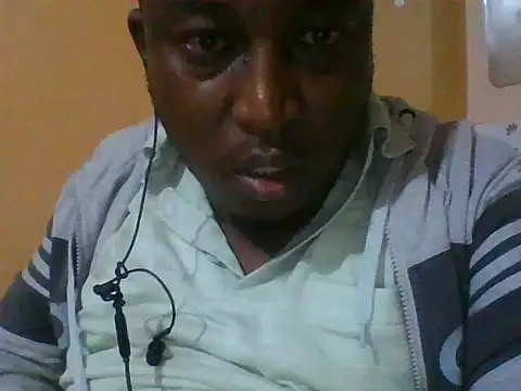 Snapshot of honeyswit chatting on October 9, 2025, 10:10 pm honeyswit online show from October 9, 2025, 10:10 pm