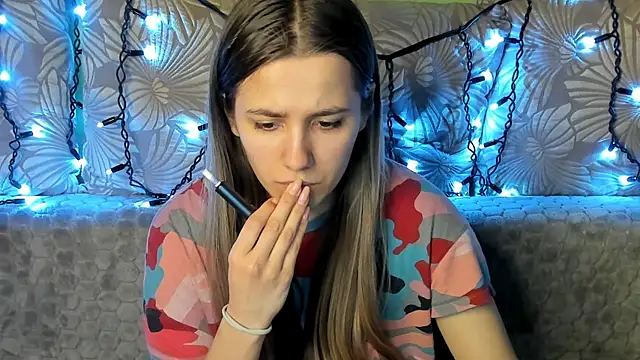 MaggieCake online show from February 16, 2025, 4:53 am