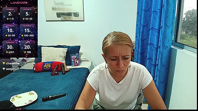 Snapshot of Naty_Stone chatting on March 6, 2025, 10:26 pm Naty Stone online show from March 6, 2025, 10:26 pm