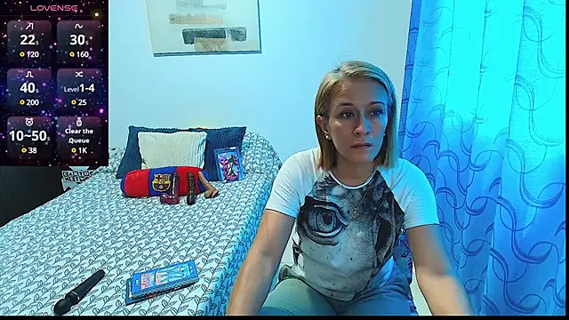 Snapshot of Naty_Stone chatting on March 12, 2025, 7:25 pm Naty Stone online show from March 12, 2025, 7:25 pm