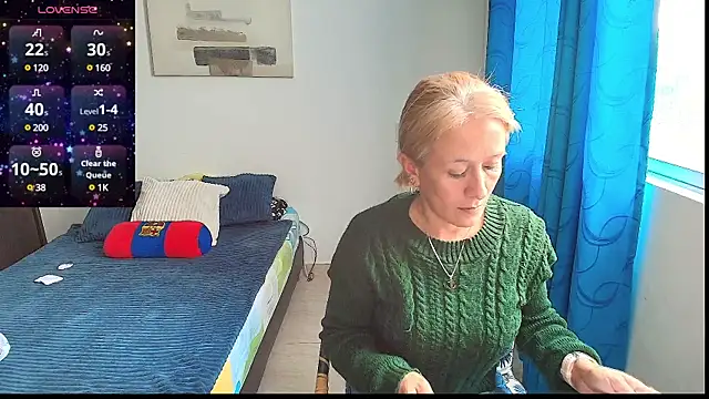 Snapshot of Naty_Stone chatting on January 8, 2025, 8:07 pm Naty Stone online show from January 8, 2025, 8:07 pm