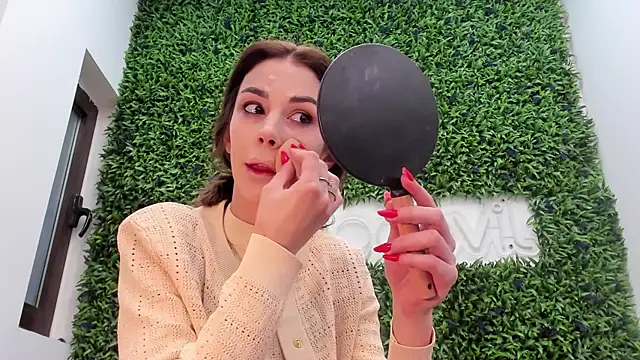 realhotfallingdevil online show from April 6, 2026, 4:08 am