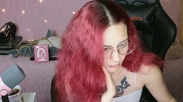 Snapshot of Ginger_Stay chatting on September 15, 2025, 11:16 pm Ginger Stay online show from September 15, 2025, 11:16 pm