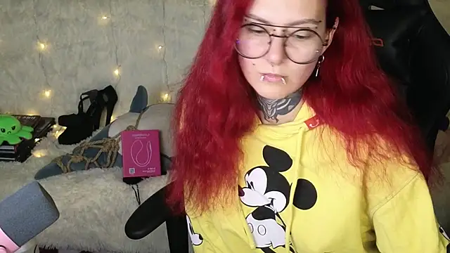 Snapshot of Ginger_Stay chatting on October 31, 2025, 3:58 am Ginger Stay online show from October 31, 2025, 3:58 am