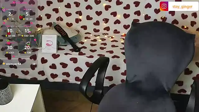 Snapshot of Ginger_Stay chatting on March 19, 2025, 12:01 pm Ginger Stay online show from March 19, 2025, 12:01 pm