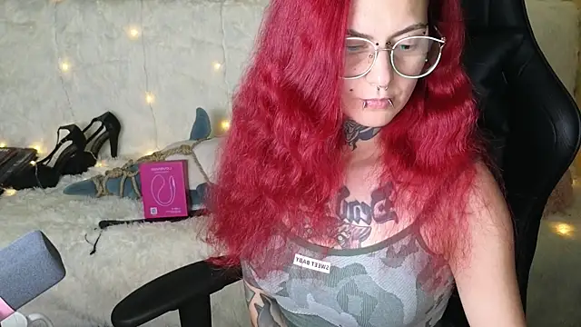 Snapshot of Ginger_Stay chatting on October 11, 2025, 9:16 pm Ginger Stay online show from October 11, 2025, 9:16 pm